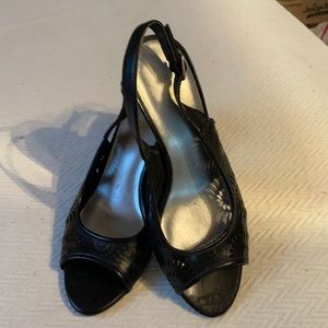 NWOT East Fifth shoes
